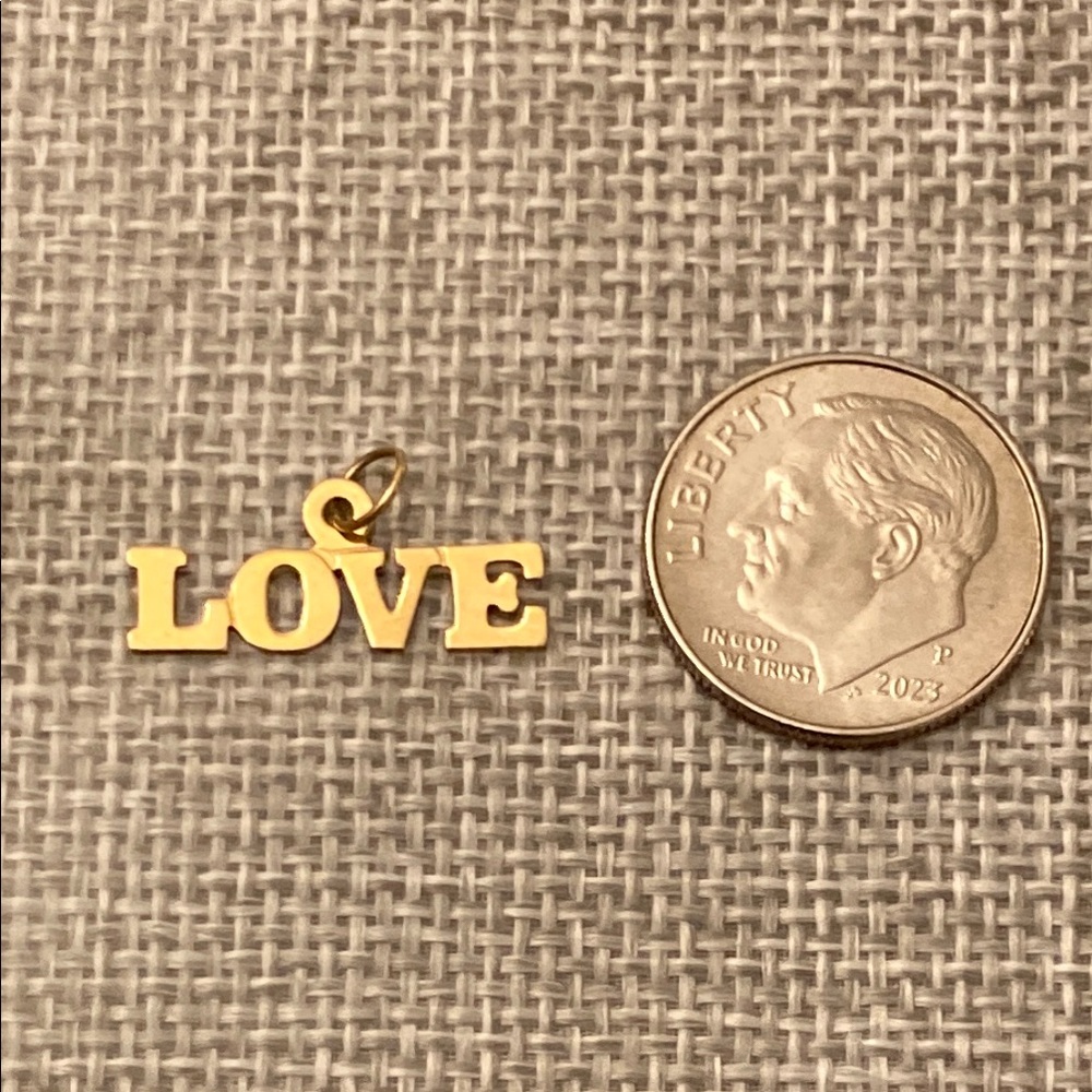 Charming Gold LOVE Pendant 14k